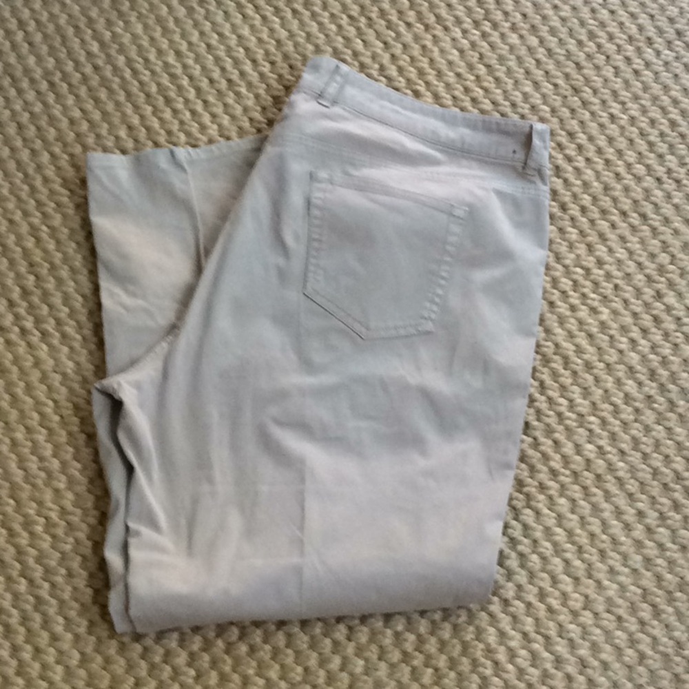 Peter Millar 5 pocket khaki pants - size 42